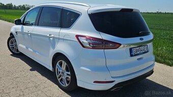 Ford S-Max 2.0 TDCi Duratorq 180 Titanium 4x4 A/T AWD
