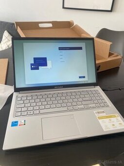 Asus Vivobook 15 (X1502)