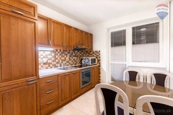 Na predaj 3-izbový byt po kompletnej rekonštrukcii so záhrad