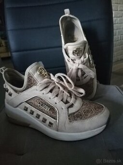 Tenisky Guess