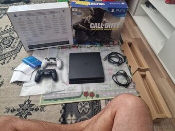 Playstation 4 slim 1 TB