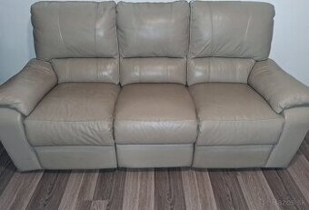 Polohovací kožený gauč