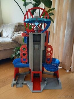 Labková patrola veža