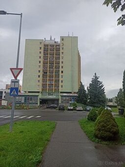 Obchodný priestor na predaj, 560 m2