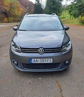 VW Touran Cross 1.6 TDI