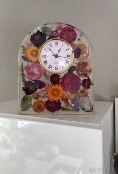 Epoxidove hodiny kvety