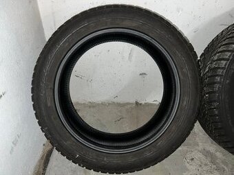 215/55/18 Zimne pneu Nokian