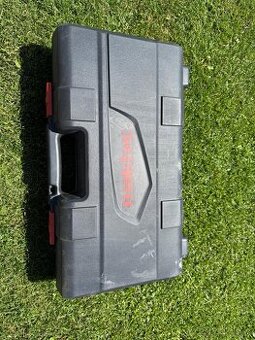 MAKTEC Píla MT450