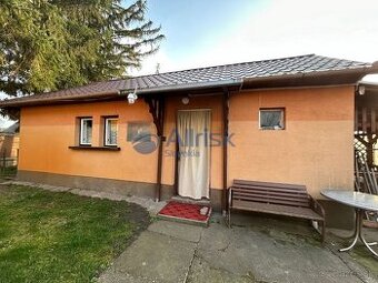 Výhodná cena Zachovalý 3-izbový rodinný dom s 20-árovým po