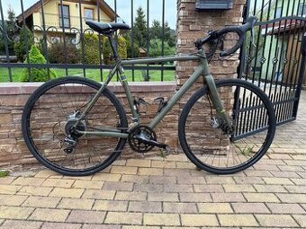 Fuji Tread 1.7 Disc gravel bicykel