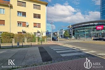 Veľkometrážny 4 izbový byt na ulici Svätovojtešská