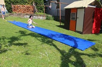 Vodní skluzavka pro děti / Vodná šmykľavka pre deti