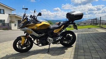 BMW F 900 XR