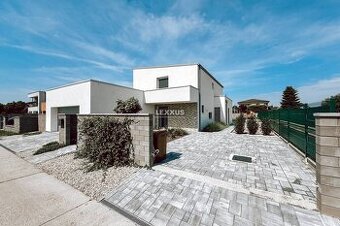 | Moderná novostavba Rodinného domu s krásnym pozemkom v Zál - 1