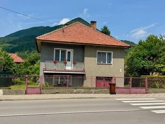 Rodinný dom vhodný na kompletnú rekonštrukciu, Ružomberok