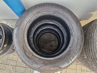 Pneu 215/60 R16