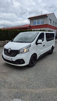 Renault minibus 8+1