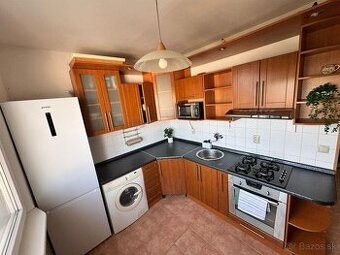 Realitný kancelária REALADR s.r.o.