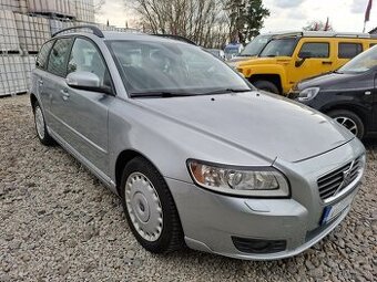 Volvo V50 1.8i kombi, integrované dětské sedačky