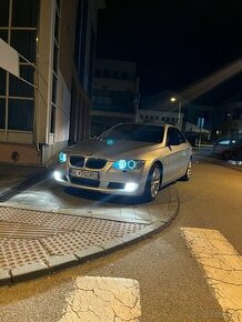 Predám BMW E92 coupe 320d