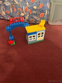 Lego Duplo vláčik s kolajnicami