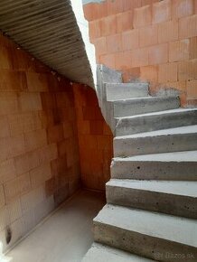 Betónové schody