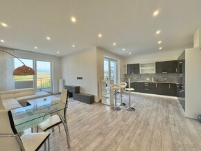Predám luxusný 3-izb. byt 130m² (1m²/2.300,-eur)