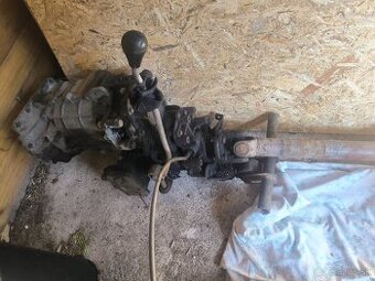 Predam motor z prevodovku