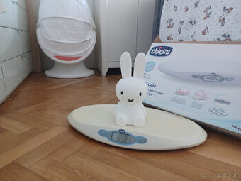Predám detskú digitálnu váhu Chicco do 20 kg