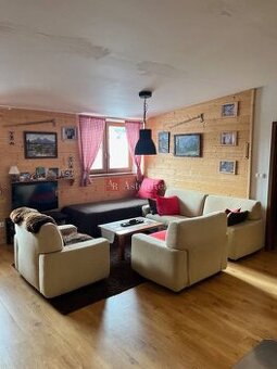 Exkluzívne Na predaj 2 izb. apartmán s krbom v AD Panoráma