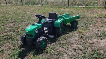 Detsky šlapaci traktor s vlečkou