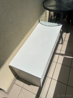 Darujem za odvoz truhlicu na topánky