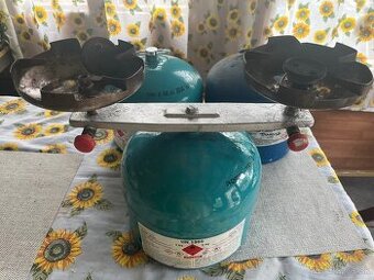 Plynová dvojplatnička a 3 kusy 2 kg plynovych bomb