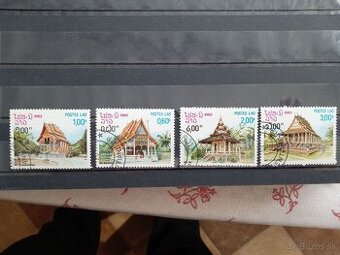 Poštové známky č.929 - Laos - pagody