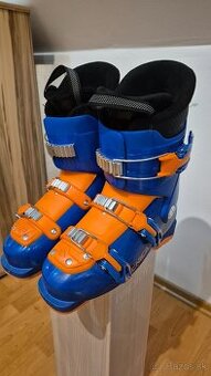 Juniorské lyžiarky Tecnica 38