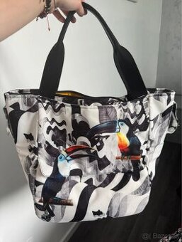 Taska Bugaboo We are handsome tukani