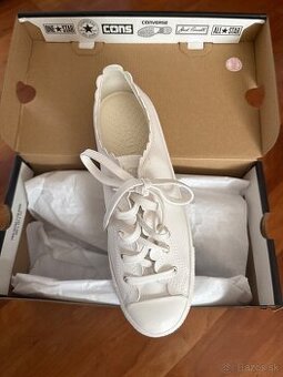 Converse mono leather