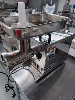 Mlynček na mäso 22 Mäsiarský vlček rezačka 22 " - 1