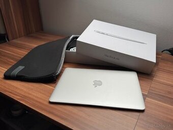 MacBook Air 2017 | 8GB RAM | 128GB + 256GB