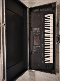 Yamaha PSR-SX700 + Ľudové packy+kufor