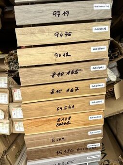 Podlahové lišty 250 cm nové  cca 1000  ks + spojky, rohy