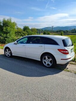Mercedes Benz R350 benzín+LPG 200kw 4x4 2-6míst