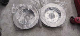 Zadné brzdové kotúče Jeep Cherokee KJ