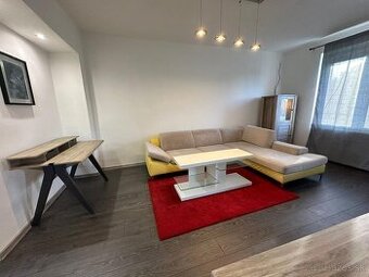 Prenájom 2-izbového bytu – Mederčská, Komárno