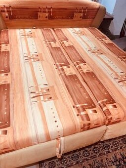 Polohovatelna postel s uloznym 180 x200