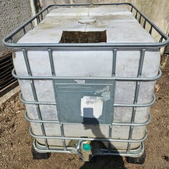 IBC kontajner - nadrz  1000 litrov - 30 eur
