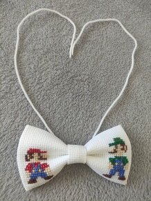 Vyšívaný detský motýlik Super Mario