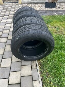 255/60R18 NEXEN