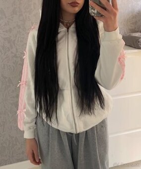 Mikina