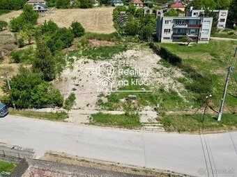 Na predaj stavebný pozemok 596m² alebo 1 185m² v obci Čechy